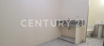 Edificio mixto 3 pisos en Quisquis: 846m², locales y suites - $400K