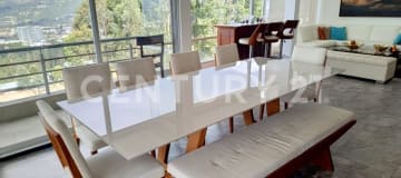 Departamento moderno amoblado con 5 dormitorios y terraza en conjunto residencial