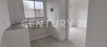 Vendo 2 casas nuevas cerca de Guayaquil con piscina y seguridad