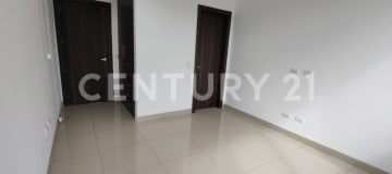 Departamento 130m² PB esquinero con 3 dormitorios y piscina - $205K