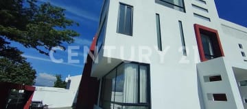 Casa en urbanizacion privada en venta en Tumbaco