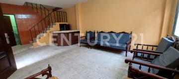 Casa 200m² en Esteros Sur con 6 dormitorios y garaje