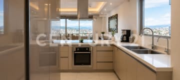 Depto. remodelado en 2023 - 254 m² y patio con BBQ