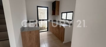 Villa 4 dormitorios en Los Prados - Km 15 vía a Salitre