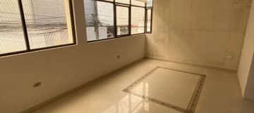 Oficina diagonal a Supercines Orellana