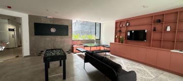 VENTA Departamento 2 dormitorios con balcón- La Carolina. CW