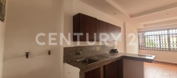 Casa rentera en La Garzota - 3 deptos. independientes para alta rentabilidad
