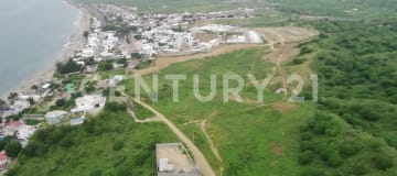 Macrolote de 76,843m² en Las Estepas para desarrollo residencial