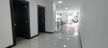 VENTA LOCAL COMERCIAL FRENTE AL CENTRO MEDICO ASISTANET