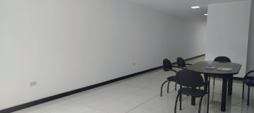 VENTA LOCAL COMERCIAL FRENTE AL CENTRO MEDICO ASISTANET