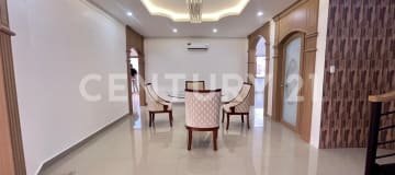 Casa en Manta Beach, 5 hab, 5 baños, cocina americana