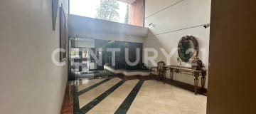 Depto. exclusivo en Quito Tenis con 3 dormitorios y parqueadero