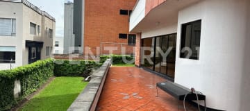 Depto. exclusivo en Quito Tenis con 3 dormitorios y parqueadero