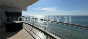 Departamento piso 11 con vista al mar en Umiña 2