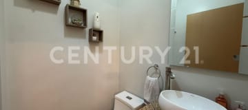 Casa con piscina y domótica en Arboletta - $159K