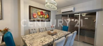Casa con piscina y domótica en Arboletta - $159K