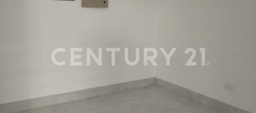 Oficina moderna en Edificio Titanium - Venta $139,737