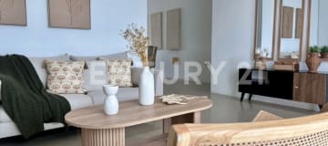 Departamento con piscina en venta en Sur de Manta