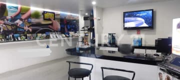 Local/oficina 211m² en planta baja, $270.000