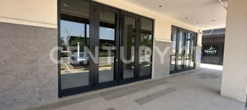 Locales comerciales en alquiler CC Plaza Laguna, Samborondón