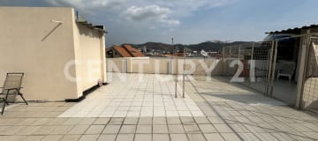 Casa rentera en Colinas de los Ceibos - 3 deptos. - $310,000