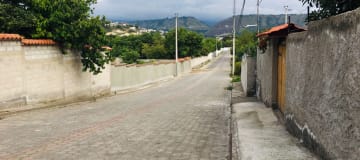 Venta terreno Guayllabamba 1.300m2 plano con aguacates