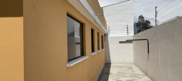 Venta Edificio 3 pisos con 5 departamentos en Urabá: ideal para inversión o renta. AH