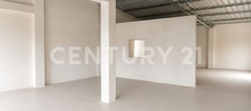 Bodega 240m² en alquiler con seguridad 24/7 y parqueo
