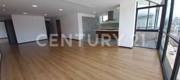 Departamento de lujo en Lomas de Monteserrín - 193m² y 4 dormitorios