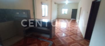 Casa rentera con 7 deptos, 1% rentabilidad en Juan Montalvo