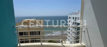 Depto. frente al mar en Manta, 2 dormitorios, vista al Pacífico