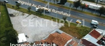 Terreno comercial 979m² en Autopista Rumiñahui - Alta visibilidad