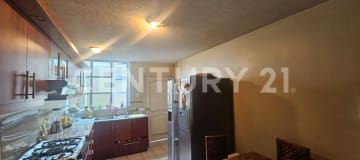 Casa amplia en venta en Quito