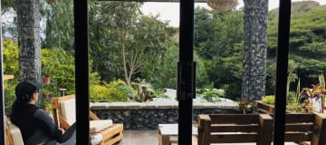 Venta de casa y suite en terreno de 2.400m2 a 8 minutos de Guayllabamba