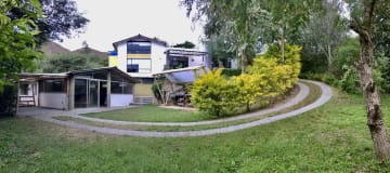 Venta de casa y suite en terreno de 2.400m2 a 8 minutos de Guayllabamba