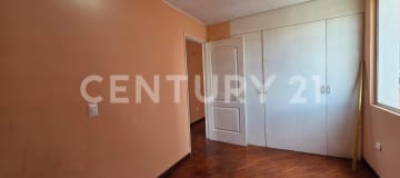 Depto 2 hab en La Mariscal Sucre, piso 4, $300 alquiler