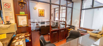 Iconico Hotel en Venta: Centro Histórico de Quito, 122 hab. y locales