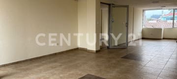 Local comercial 55m² en Sangolquí - Av. principal - 2do piso