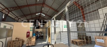 Bodega rentera en Vía Daule - Inversión con rentabilidad inmediata