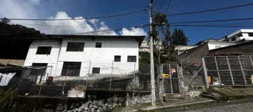 VENTA GALPÓN OPORTUNIDAD 320 m², a 5 minutos C.C. El Bosque_Cochapamba GB_Aqt.