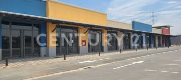 Local en Almax Center de 105m² con mezzanine y renta $1,500/mes