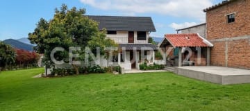 Duplex amplia en arriendo en La Armenia
