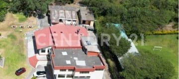 Gran terreno 3,404m² con construcciones y alto potencial de inversión
