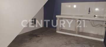 Propiedad en Ferroviaria Baja, 55.83m², ideal vivienda-negocio