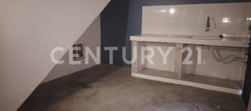 Propiedad en Ferroviaria Baja, 55.83m², ideal vivienda-negocio