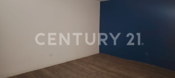 Propiedad en Ferroviaria Baja, 55.83m², ideal vivienda-negocio