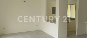 Casa nueva en Bonavila: 4 dormitorios y piscina en urbanización