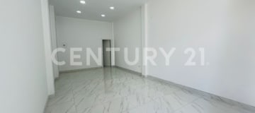 Local comercial en Av. Amazonas, Quito - Alto flujo turístico