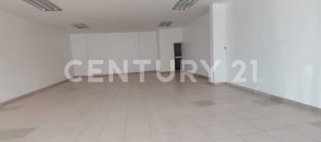 Locales en CC Shopping San Eduardo: alta afluencia y parqueo