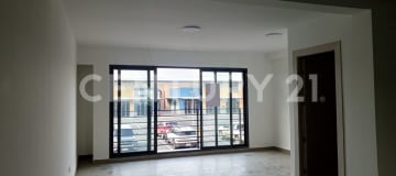 Oficina en Almax Center Samborondón - 51m² + parqueo